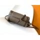 LV Bags Top Quality M26905
17 x 13.5 x 26CM LV Bags Top Quality M26905
17 x 13.5 x 26CM
