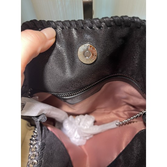 Stella Bags Top Quality
18cm
Stella Bags Top Quality
18cm