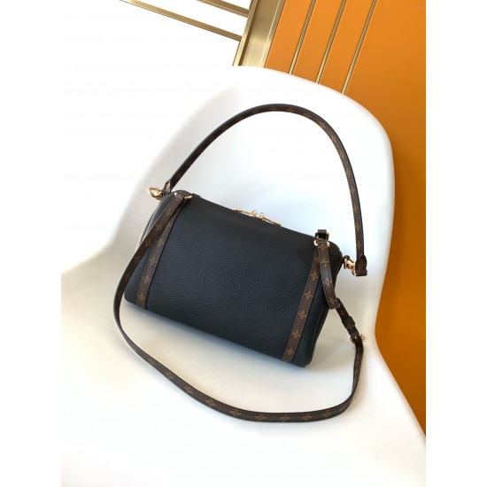 LV Bags Top Quality M26905
17 x 13.5 x 26CM