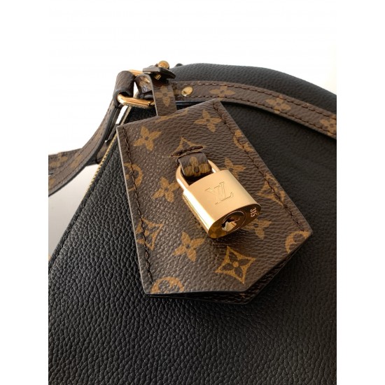 LV Bags Top Quality M26905
17 x 13.5 x 26CM