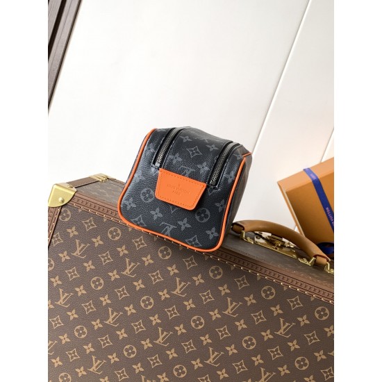 LV Bags Top Quality M15246
28 x 15 x 16.5 CM LV Bags Top Quality M15246
28 x 15 x 16.5 CM