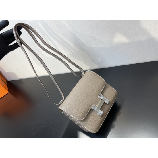 Hermes Bags Top Quality
19cm $250
23cm $260 Hermes Bags Top Quality
19cm $250
23cm $260