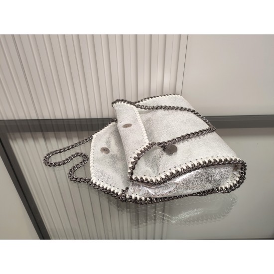 Stella Bags Top Quality
25cm
Stella Bags Top Quality
25cm