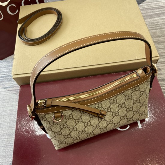 Gucci Bags
Top Quality
847450 Gucci Bags
Top Quality
847450