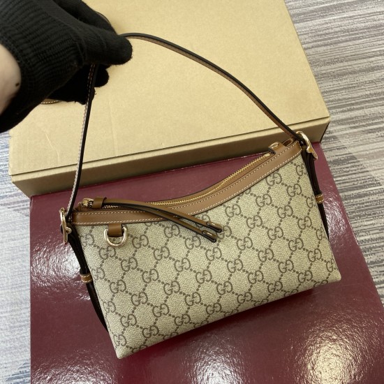Gucci Bags
Top Quality
847450 Gucci Bags
Top Quality
847450