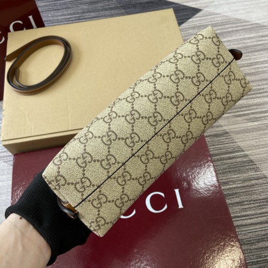 Gucci Bags
Top Quality
847450 Gucci Bags
Top Quality
847450