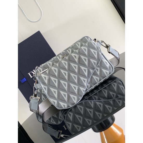 Dior Bags Top Quality 1ADPO276CDP
size : 23.3 x 16.5 x 4.3 CM Dior Bags Top Quality 1ADPO276CDP
size : 23.3 x 16.5 x 4.3 CM