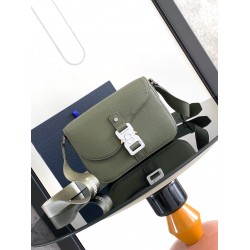 Dior Bags Top Quality 1ADPO049
size : 23 x 18 x 6 CM