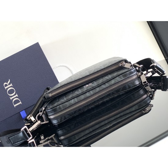 Dior Bags Top Quality 1ADPO276CDP
size : 23.3 x 16.5 x 4.3 CM Dior Bags Top Quality 1ADPO276CDP
size : 23.3 x 16.5 x 4.3 CM