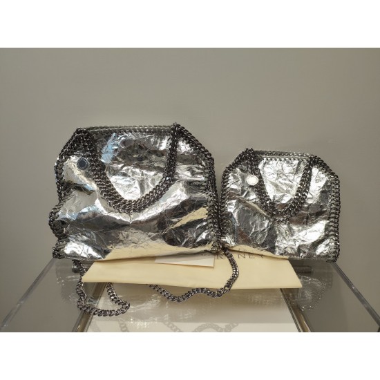 Stella Bags Top Quality
25cm
Stella Bags Top Quality
25cm