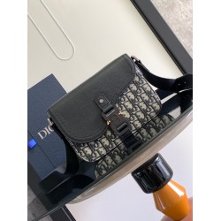 Dior Bags Top Quality 1ADPO049
size : 23 x 18 x 6 CM