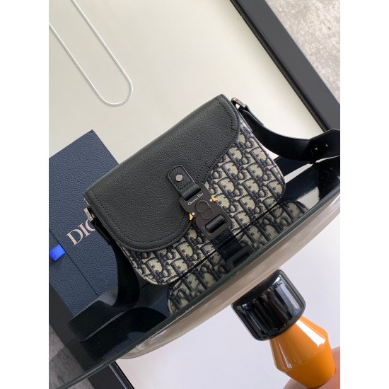 Dior Bags Top Quality 1ADPO049
size : 23 x 18 x 6 CM Dior Bags Top Quality 1ADPO049
size : 23 x 18 x 6 CM