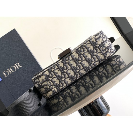 Dior Bags Top Quality 1ADPO049
size : 23 x 18 x 6 CM Dior Bags Top Quality 1ADPO049
size : 23 x 18 x 6 CM