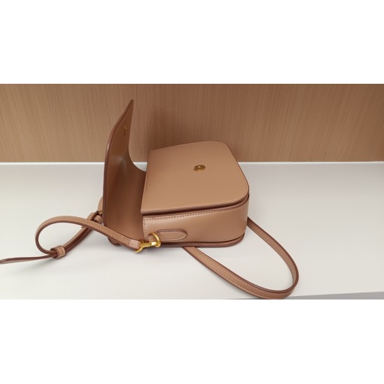 Stella Bags Top Quality 2500
21.5*5.5*17cm 
