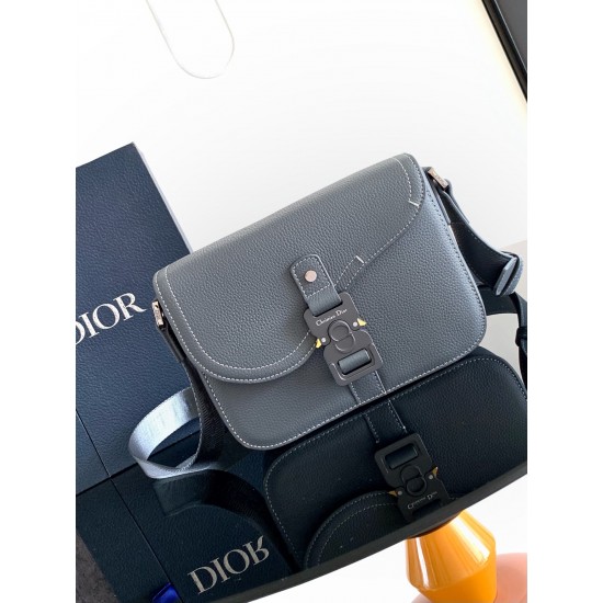 Dior Bags Top Quality 1ADPO049
size : 23 x 18 x 6 CM Dior Bags Top Quality 1ADPO049
size : 23 x 18 x 6 CM