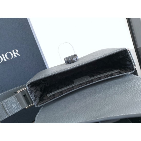 Dior Bags Top Quality 1ADPO049
size : 23 x 18 x 6 CM Dior Bags Top Quality 1ADPO049
size : 23 x 18 x 6 CM