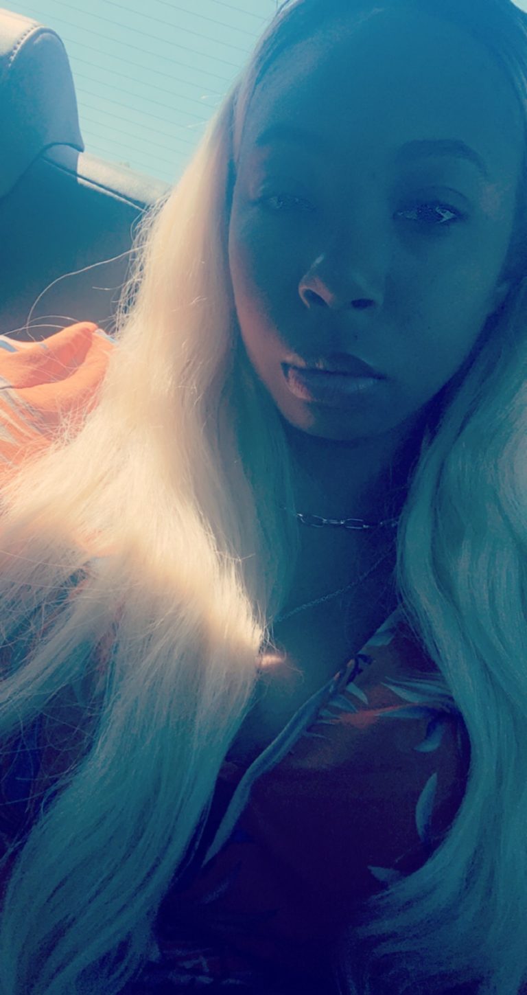 Black Root Ombre #613 Blonde Straight Human Hair 4x4 5x5 Lace Closure Wig photo review