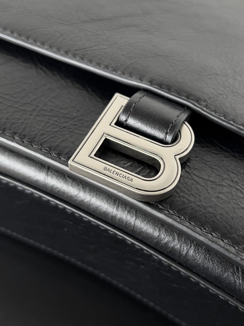 1120 Original Leather Balenciaga makes a strong debut with t - 图片 5