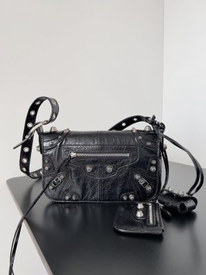 1000 Original Le Cagole sheep leather flap bag, biker series